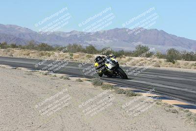 media/Dec-04-2025-Racers Edge (Thu) [[5ebc9f124d]]/2-A Group/1-Session 2 (Turn 7 Inside)/